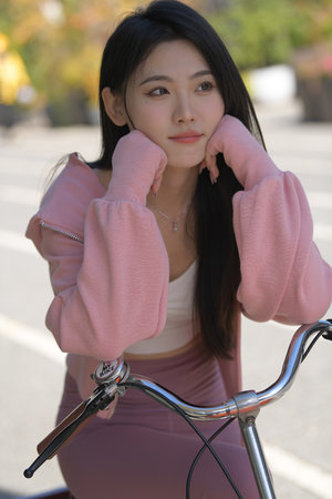 狂操学妹嫩穴高潮喷水